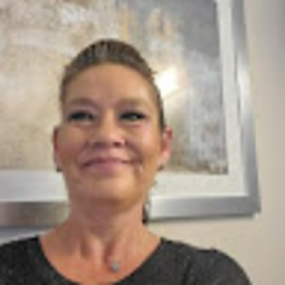 Meet your Posher, Ronda - Picture 1 of 1